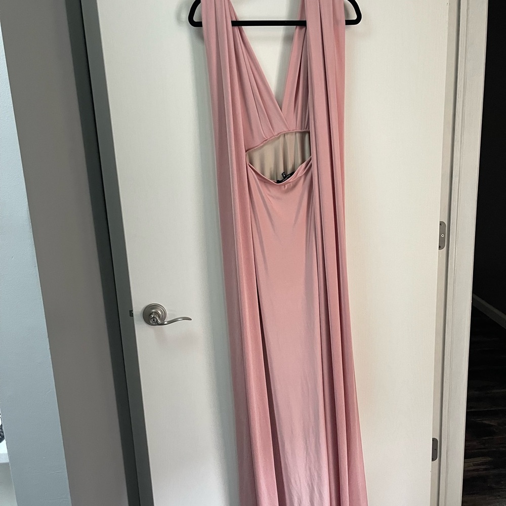 Lulu’s Trick of the Trade Maxi Multi-way dress - Picture 3 of 9